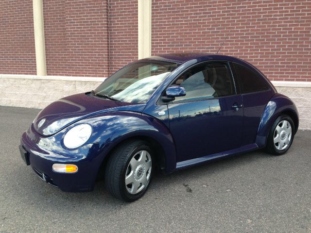 2000 Volkswagen New Beetle SE Crew Cab 4WD FFV