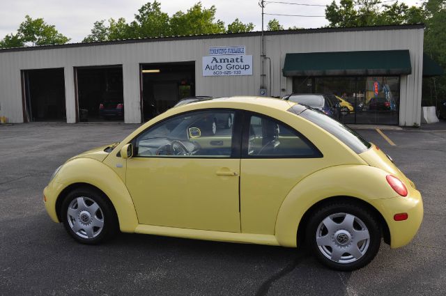 2001 Volkswagen New Beetle SE Crew Cab 4WD FFV