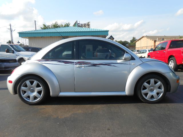 2001 Volkswagen New Beetle SE Crew Cab 4WD FFV