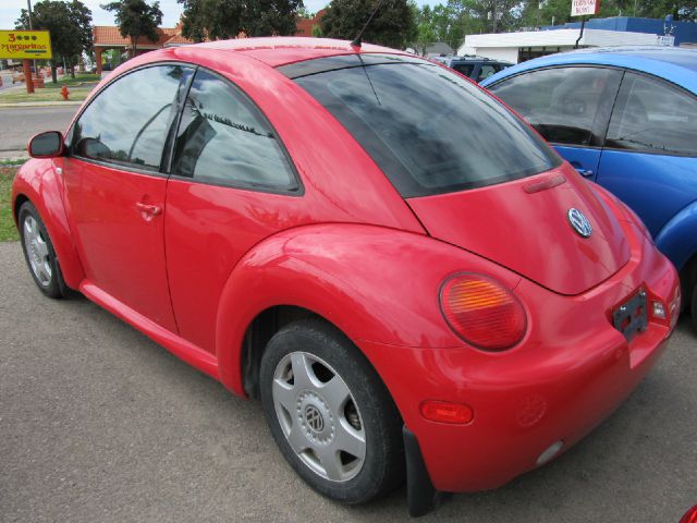 2001 Volkswagen New Beetle SE Crew Cab 4WD FFV