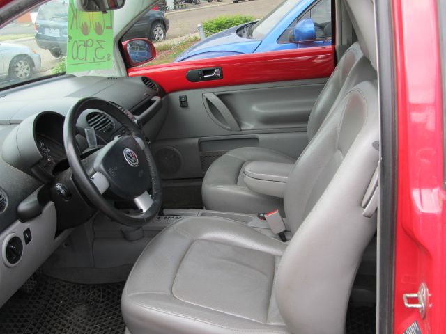 2001 Volkswagen New Beetle SE Crew Cab 4WD FFV