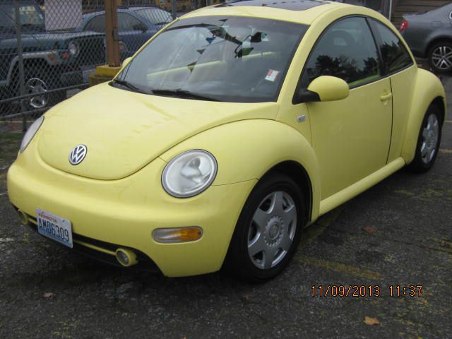 2001 Volkswagen New Beetle Quad Cab 4x2 Shortbox XLT