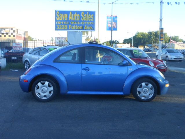 2001 Volkswagen New Beetle Quad Cab 4x2 Shortbox XLT