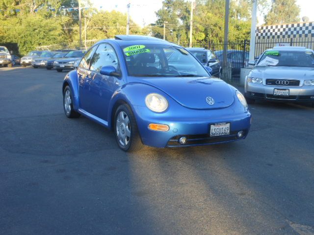 2001 Volkswagen New Beetle Quad Cab 4x2 Shortbox XLT