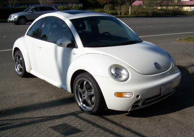 2001 Volkswagen New Beetle SE Crew Cab 4WD FFV
