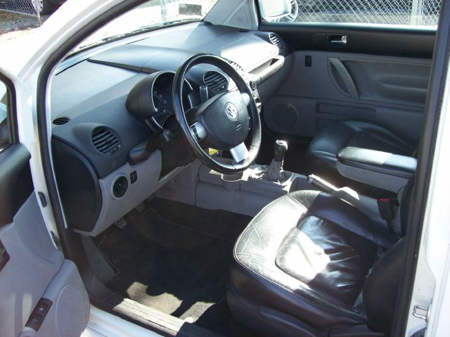 2001 Volkswagen New Beetle SE Crew Cab 4WD FFV