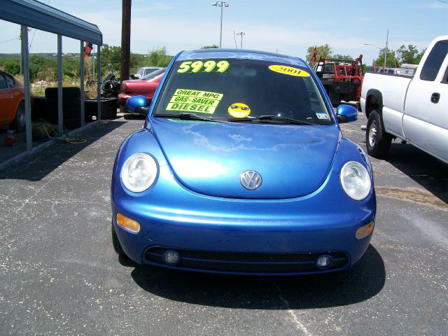 2001 Volkswagen New Beetle 4dr 112 WB AWD
