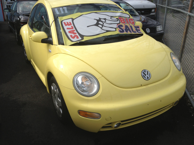 2001 Volkswagen New Beetle 4dr 112 WB AWD