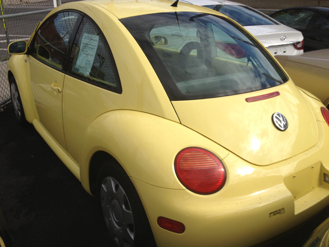 2001 Volkswagen New Beetle 4dr 112 WB AWD