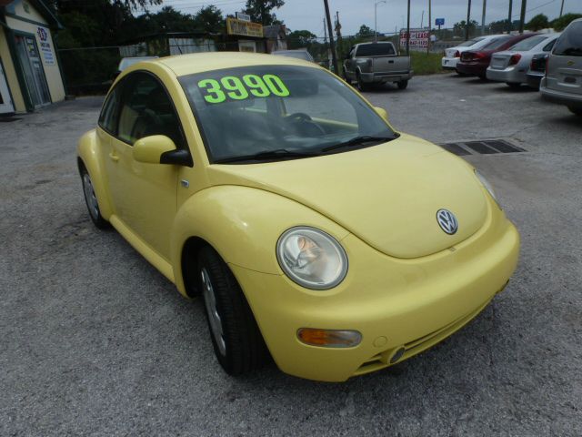 2001 Volkswagen New Beetle Quad Cab 4x2 Shortbox XLT