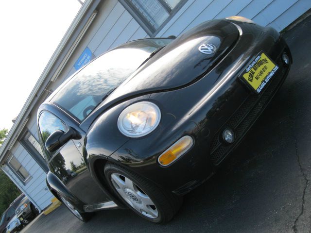 2001 Volkswagen New Beetle SE Crew Cab 4WD FFV