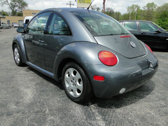 2002 Volkswagen New Beetle T6 AWD Leather Moonroof Navigation