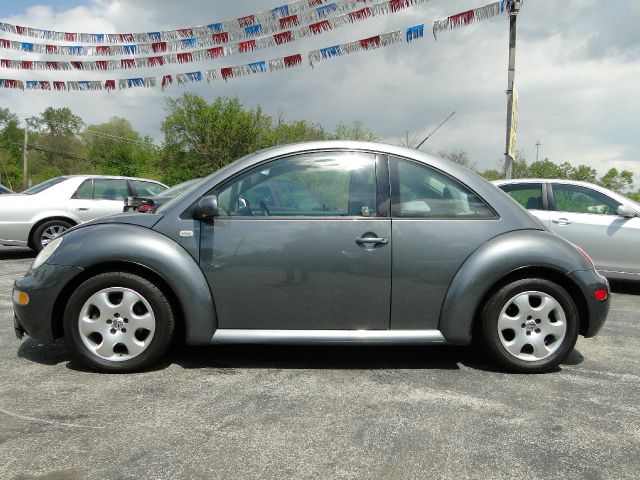 2002 Volkswagen New Beetle T6 AWD Leather Moonroof Navigation