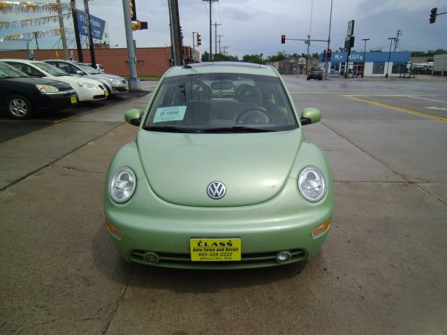 2002 Volkswagen New Beetle SE Crew Cab 4WD FFV