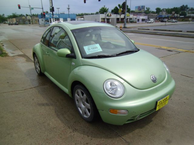 2002 Volkswagen New Beetle SE Crew Cab 4WD FFV