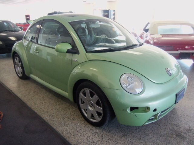 2002 Volkswagen New Beetle SE Crew Cab 4WD FFV