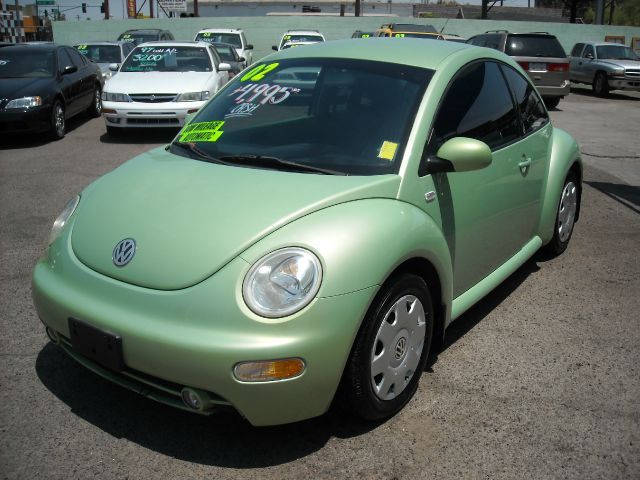 2002 Volkswagen New Beetle Quad Cab 4x2 Shortbox XLT
