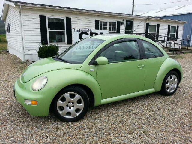 2002 Volkswagen New Beetle FWD 4dr Sport