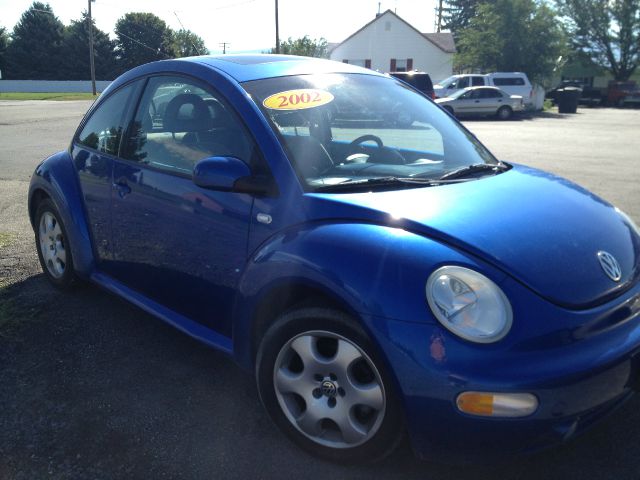 2002 Volkswagen New Beetle Quad Cab 4x2 Shortbox XLT
