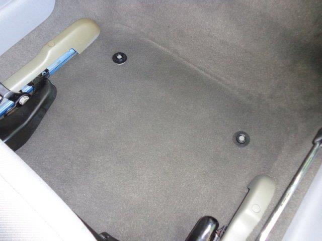 2002 Volkswagen New Beetle 4dr 112 WB AWD