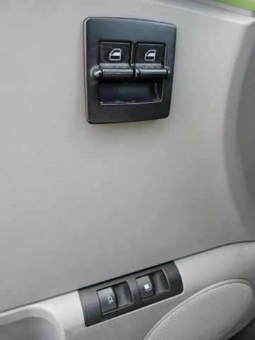 2002 Volkswagen New Beetle Quad Cab 4x2 Shortbox XLT