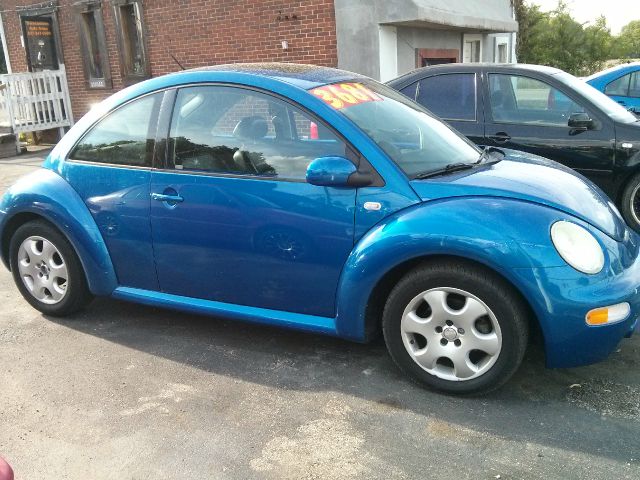 2002 Volkswagen New Beetle T6 AWD Leather Moonroof Navigation