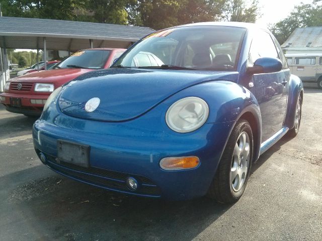 2002 Volkswagen New Beetle T6 AWD Leather Moonroof Navigation