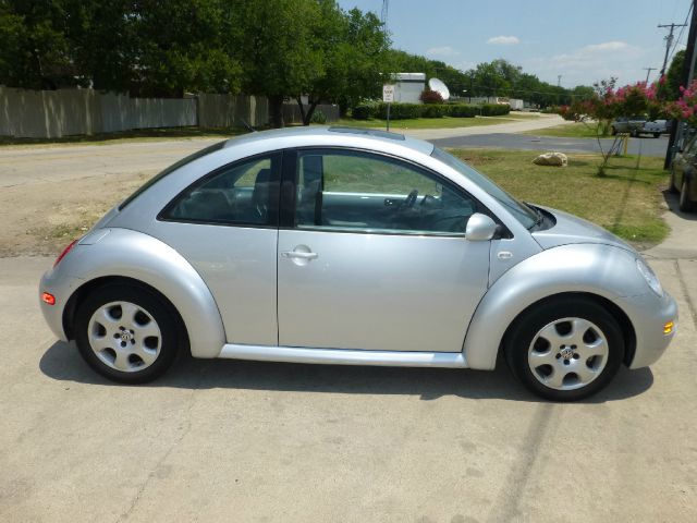 2002 Volkswagen New Beetle 4dr 112 WB AWD