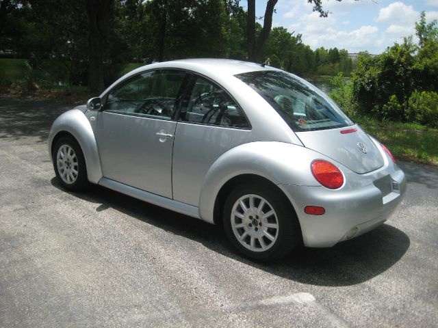2002 Volkswagen New Beetle 4dr 112 WB AWD