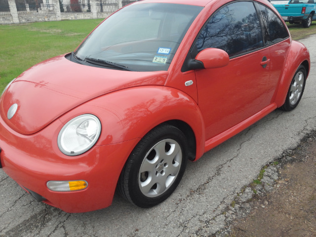 2003 Volkswagen New Beetle 143.5 LTZ
