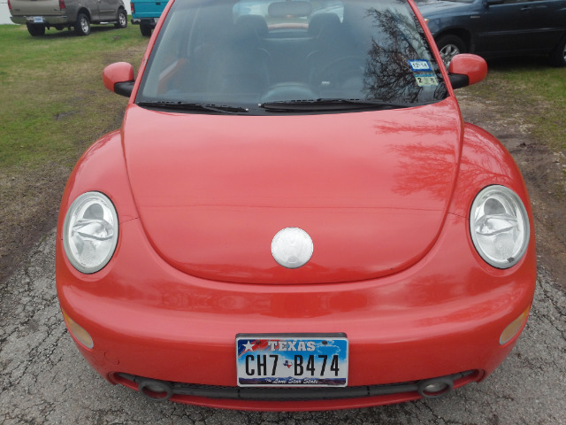 2003 Volkswagen New Beetle 143.5 LTZ