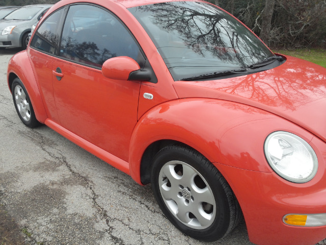2003 Volkswagen New Beetle 143.5 LTZ