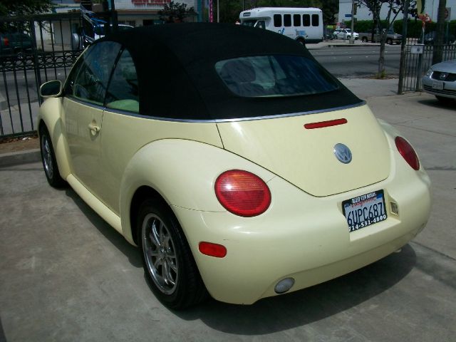 2003 Volkswagen New Beetle 2500 Extended Cab 4WD SLT