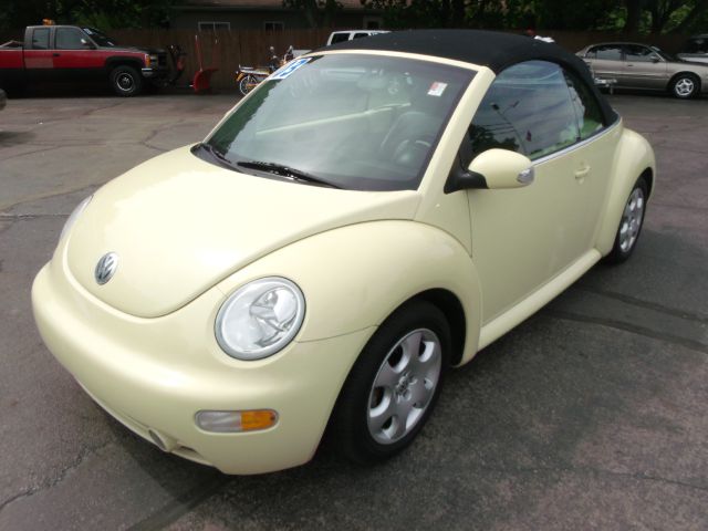 2003 Volkswagen New Beetle 2500 Extended Cab 4WD SLT