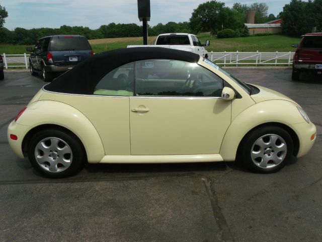 2003 Volkswagen New Beetle 2500 Extended Cab 4WD SLT