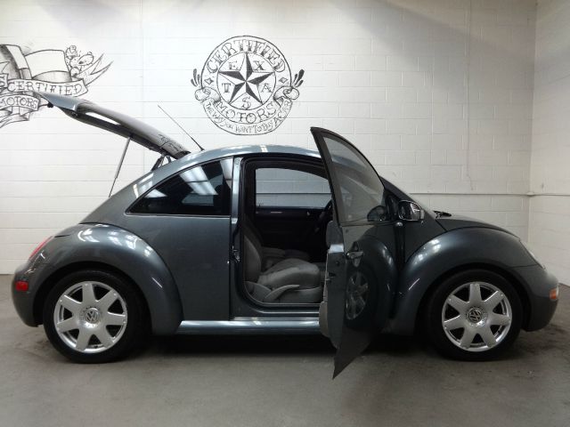 2003 Volkswagen New Beetle Crewmax-short-limited-sunroof-6 CD Jbl-newer Tires