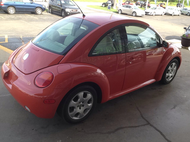 2003 Volkswagen New Beetle T6 AWD Leather Moonroof Navigation