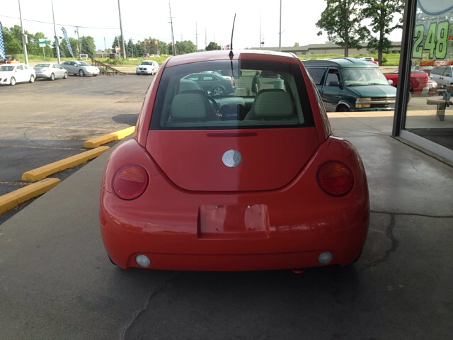 2003 Volkswagen New Beetle T6 AWD Leather Moonroof Navigation