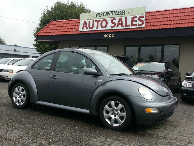 2003 Volkswagen New Beetle SEL Chrome Wheels/front Wheel Drive