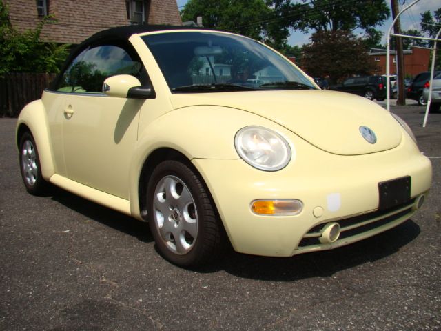 2003 Volkswagen New Beetle 2500 Extended Cab 4WD SLT