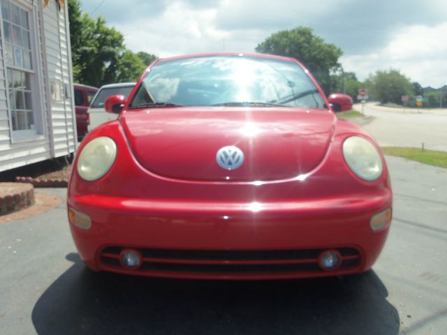 2003 Volkswagen New Beetle SEL Chrome Wheels/front Wheel Drive