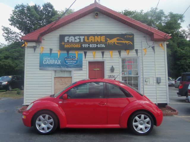 2003 Volkswagen New Beetle SEL Chrome Wheels/front Wheel Drive