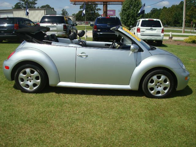 2003 Volkswagen New Beetle 2500 Extended Cab 4WD SLT