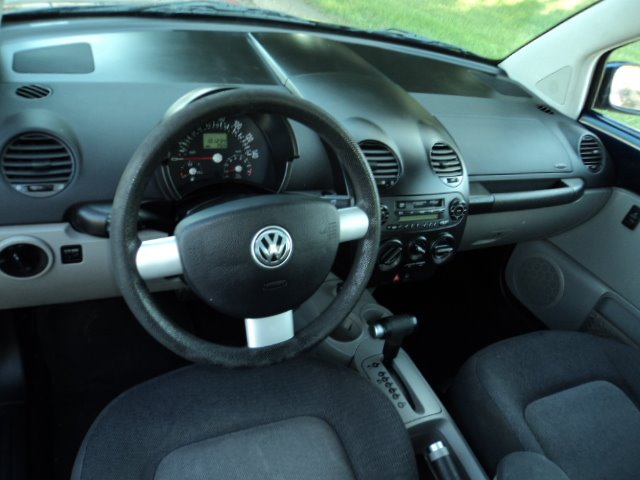 2003 Volkswagen New Beetle TRD Limited