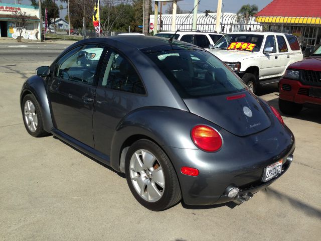 2003 Volkswagen New Beetle GT 4 Door