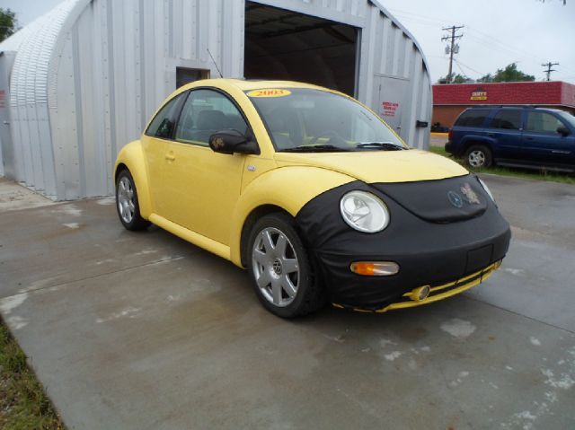 2003 Volkswagen New Beetle SEL Chrome Wheels/front Wheel Drive