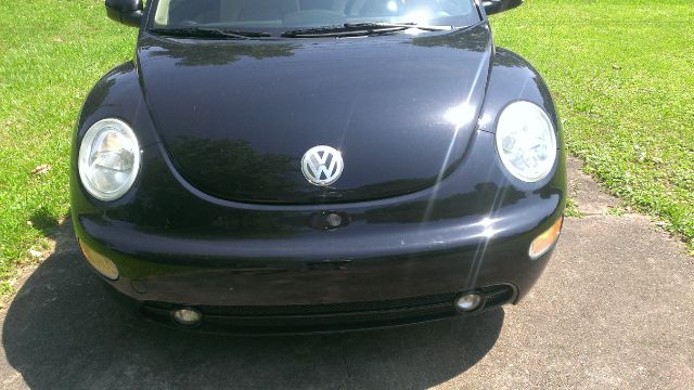 2004 Volkswagen New Beetle 2500 Extended Cab 4WD SLT