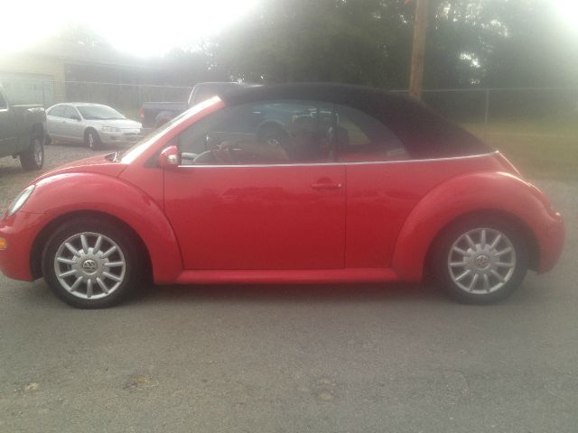 2004 Volkswagen New Beetle 2500 Extended Cab 4WD SLT