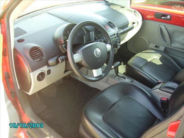 2004 Volkswagen New Beetle 2LT Z71 4WD