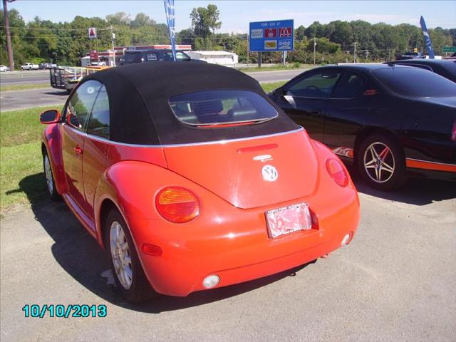2004 Volkswagen New Beetle 2LT Z71 4WD